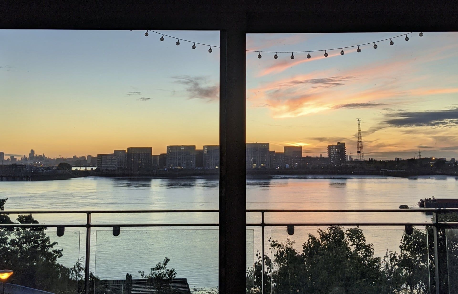 Hill House, London, SE28
