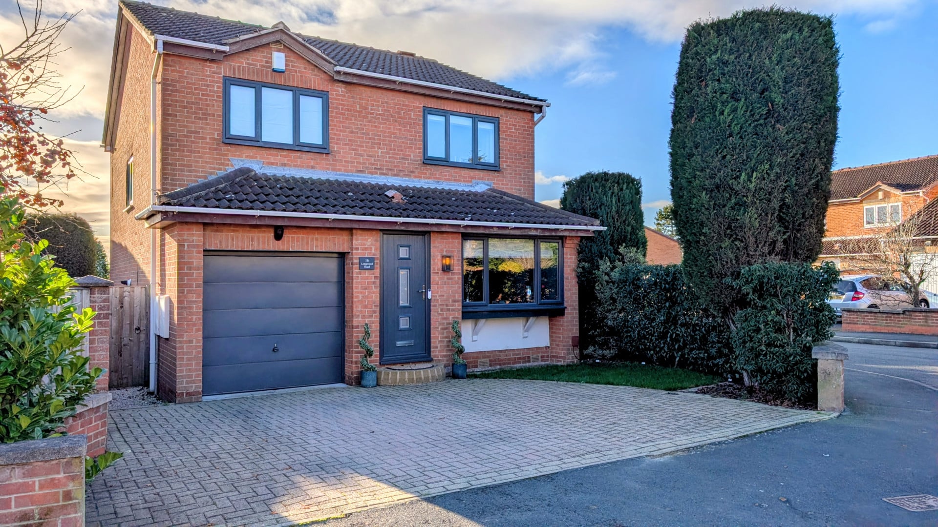 Longwood Road, Tingley, Wakefield, WF3