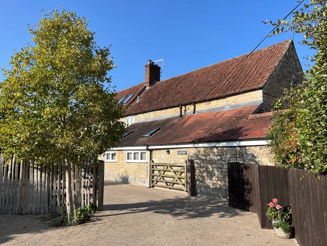 Lovells Cottages, Marnhull, DT10, photo 3