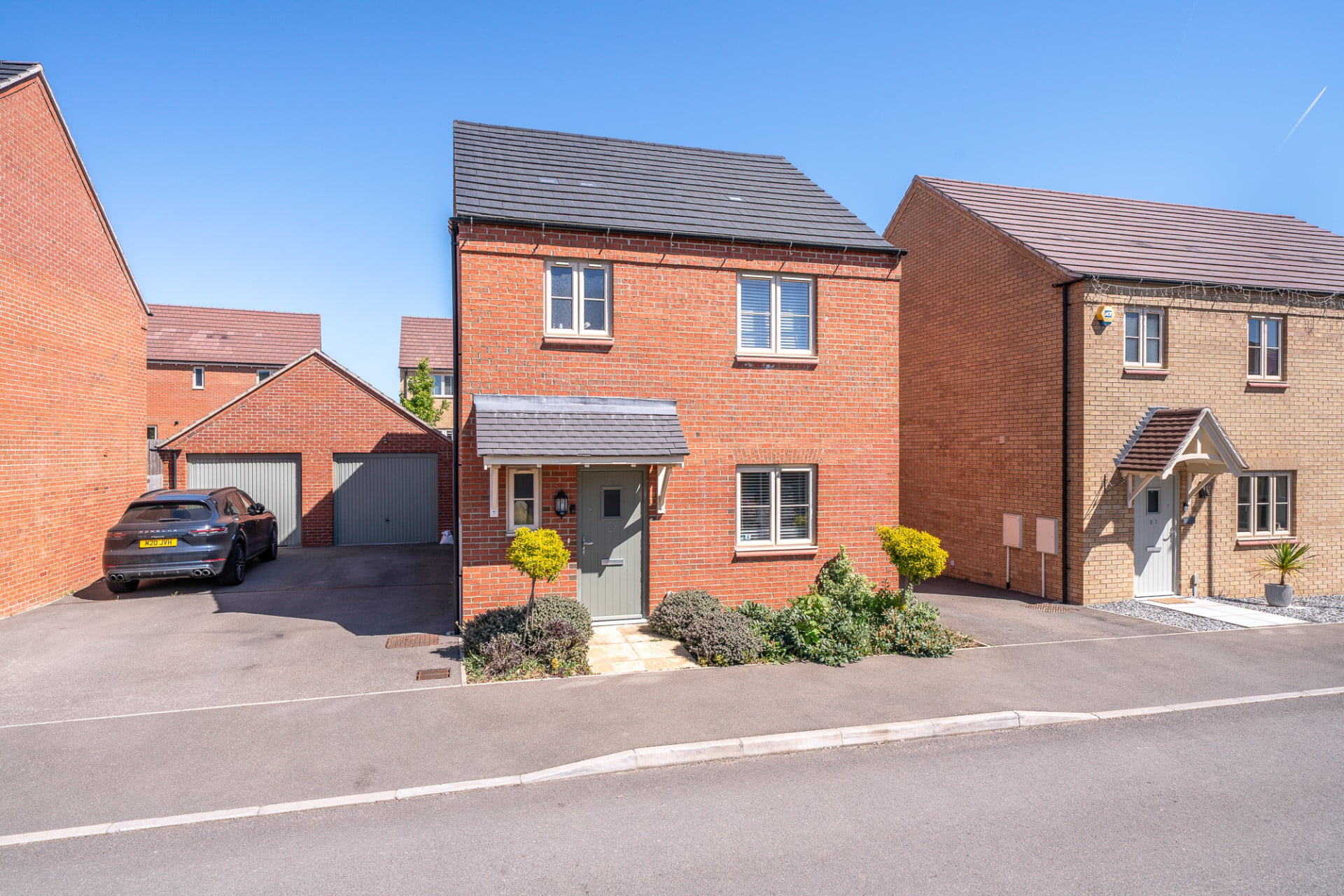 Seddon Gardens, Leighton Buzzard, LU7