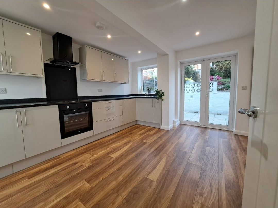 Kitchen Diner 3.80m x 4.90m