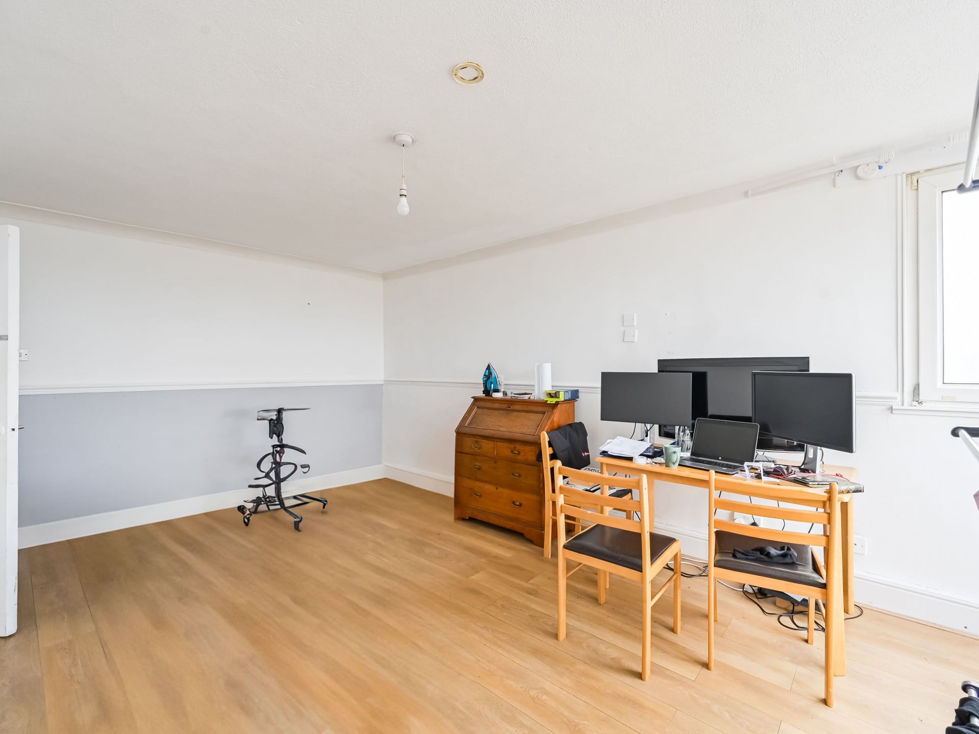 Brassett Point, Abbey Road, London, E15