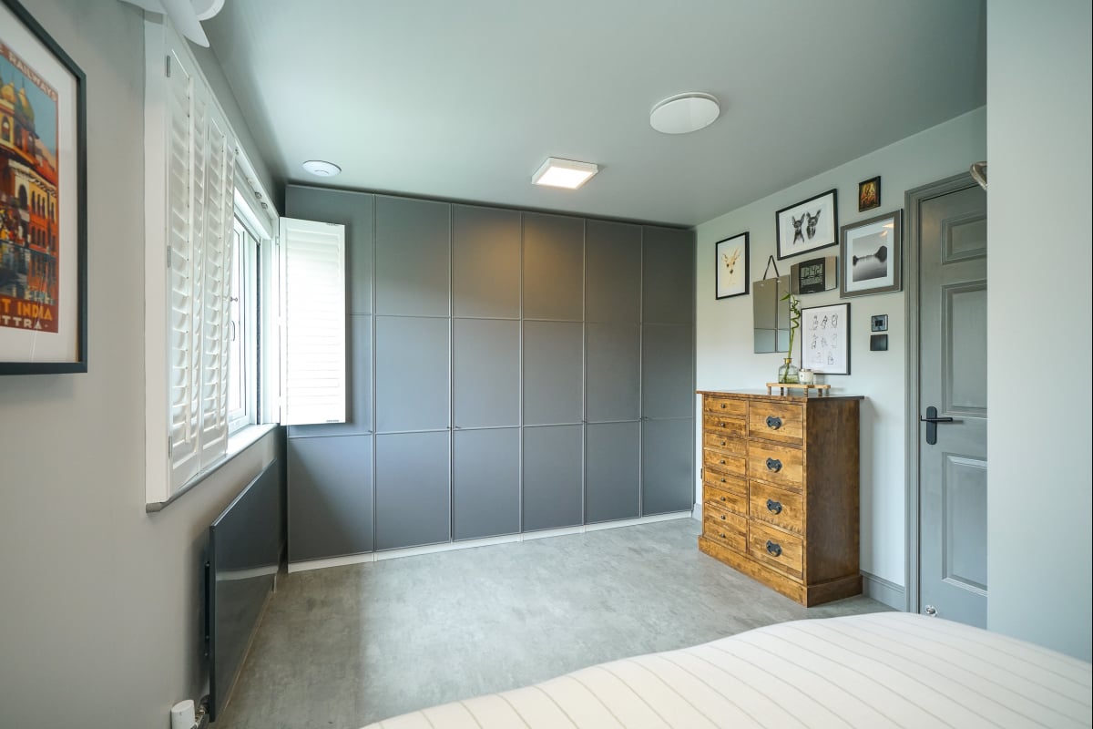 item1