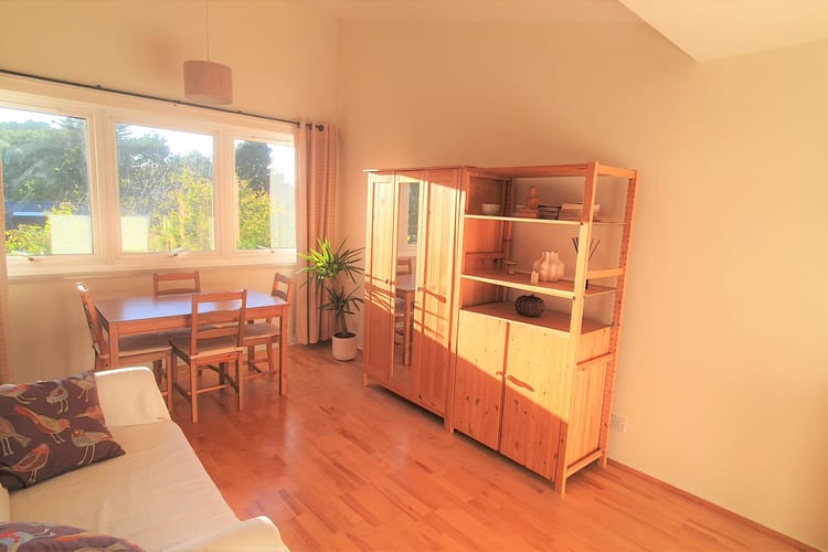 Dining/sitting room 3.16m x 5.49m