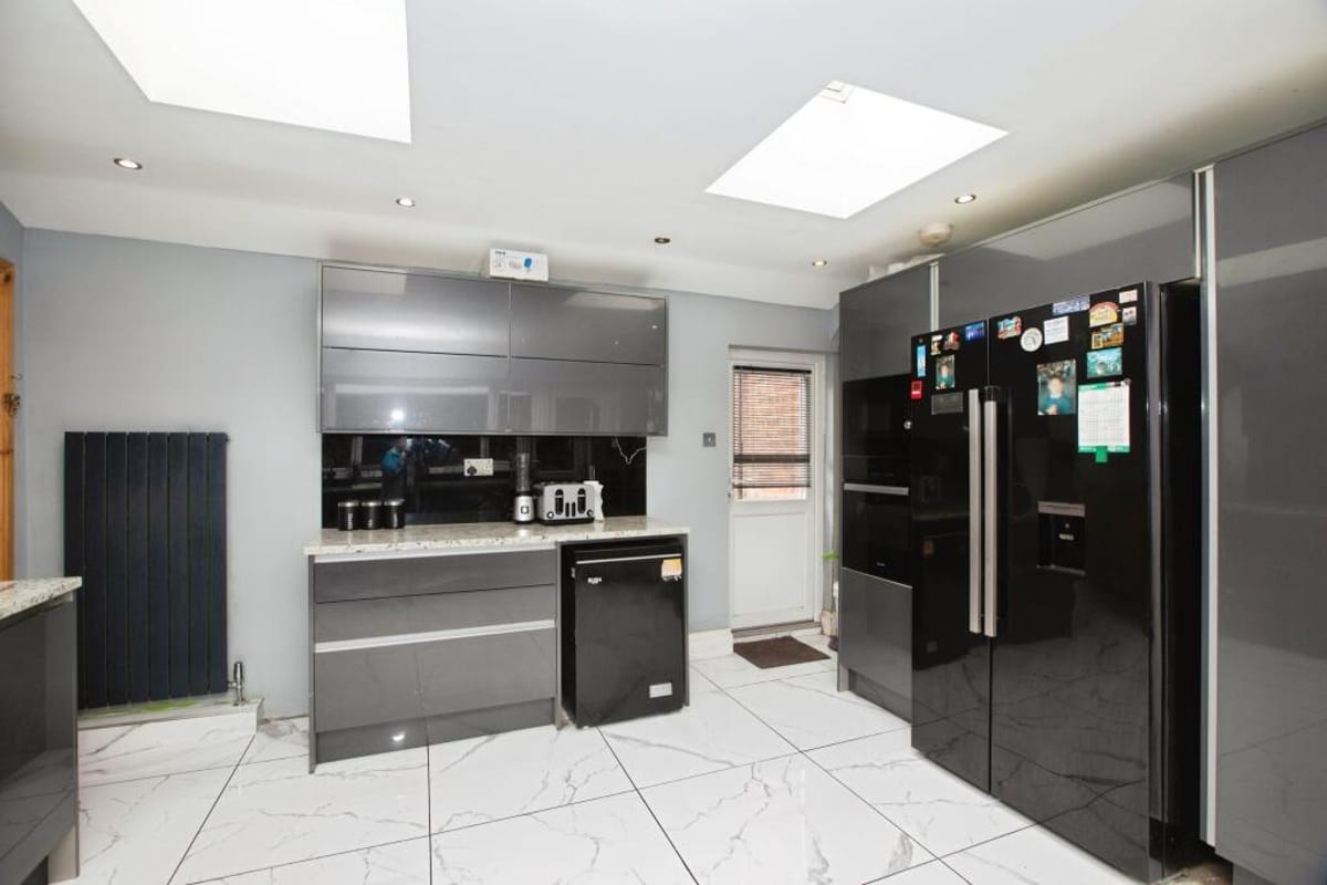 New Hall Lane, Preston Lancashire, PR1 4TD, photo 13